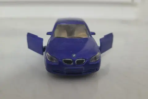 Zabawki BMW E60 - Najlepsze modele do kolekcji i zakupu online